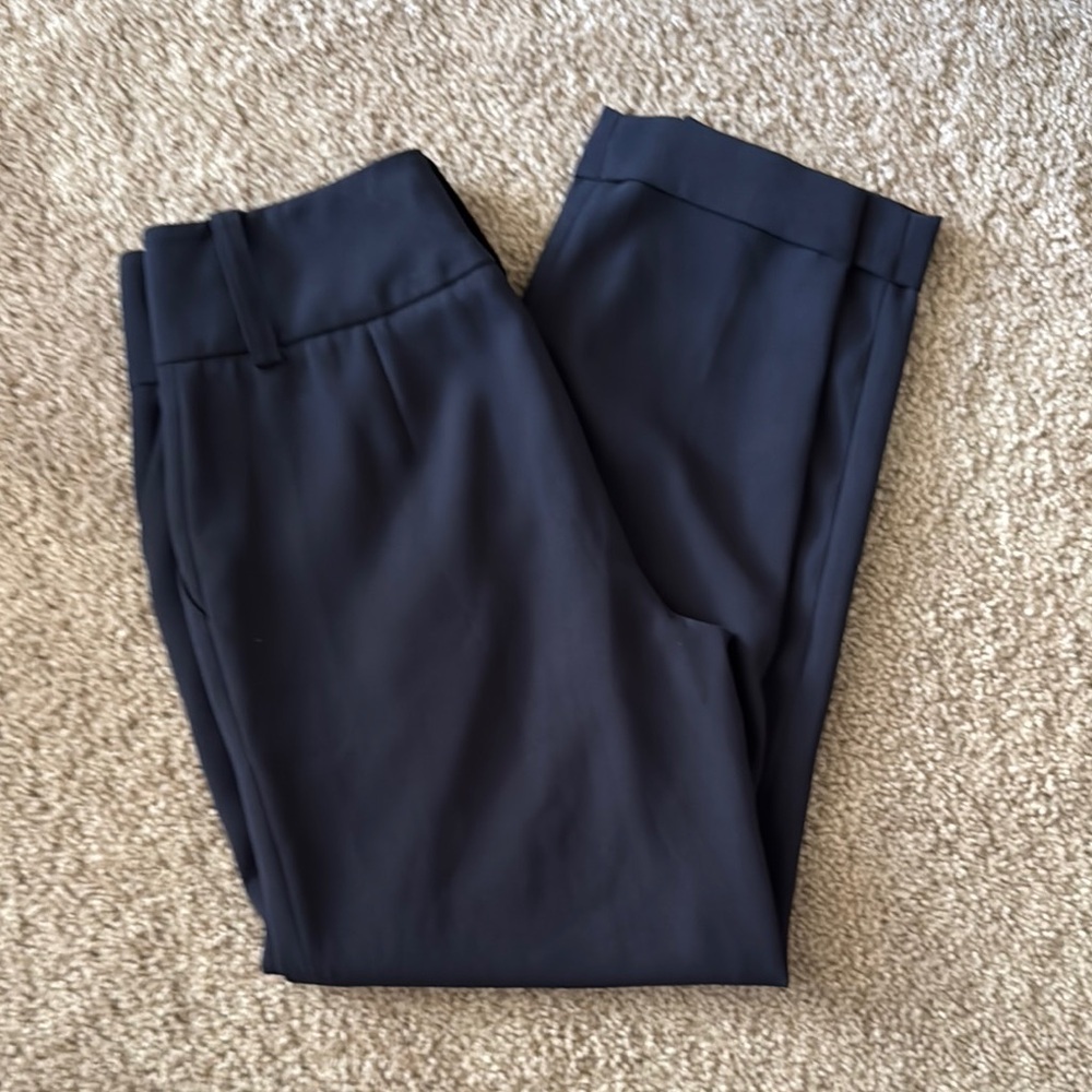 Forever New Black Ankle Cropped Pants - Picture 3 of 3